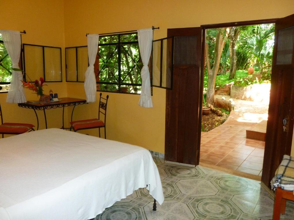 The Flycatcher Inn Retreat Hotel Santa Elena 外观 照片